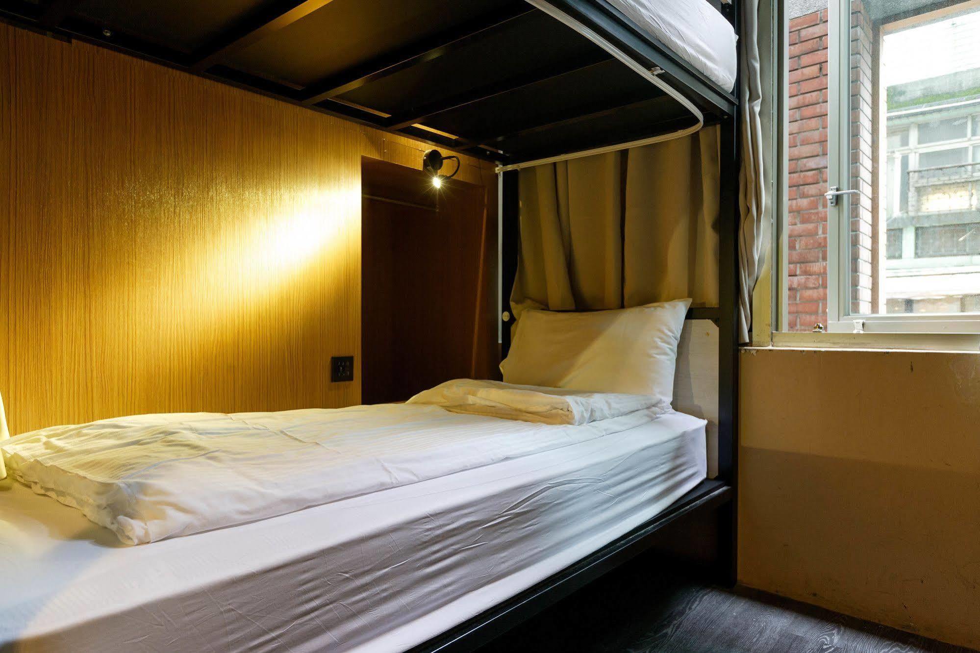 Angels Hostel Taipei Ximen Экстерьер фото