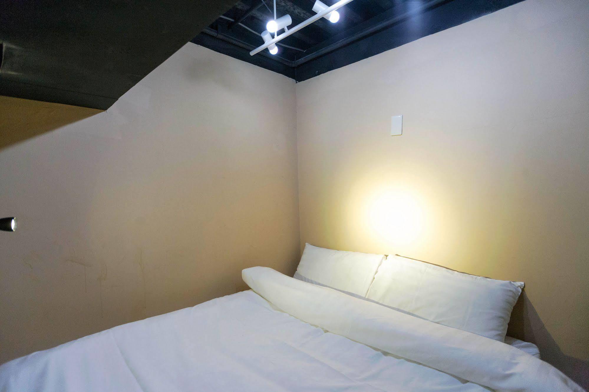 Angels Hostel Taipei Ximen Экстерьер фото