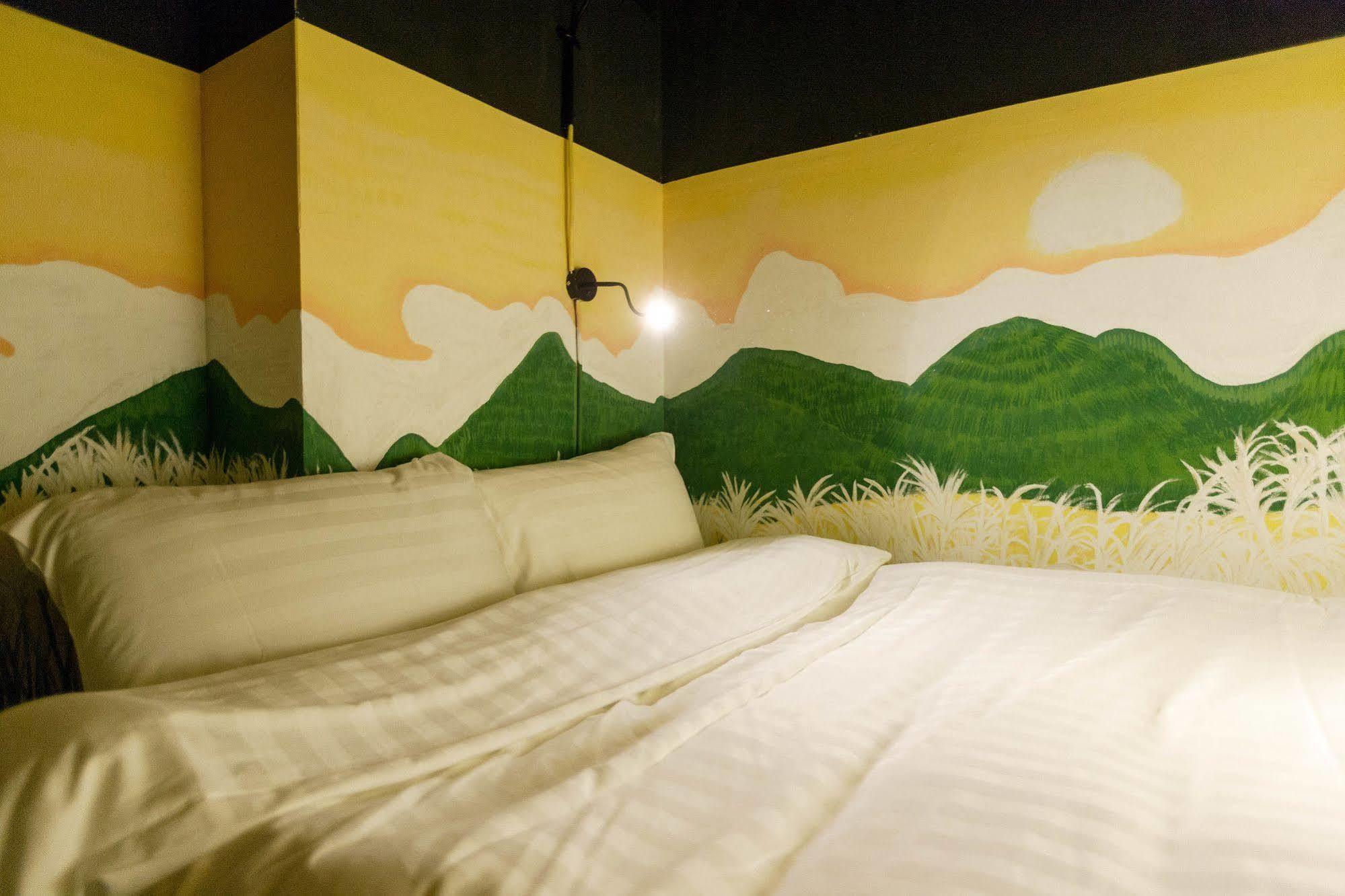 Angels Hostel Taipei Ximen Экстерьер фото